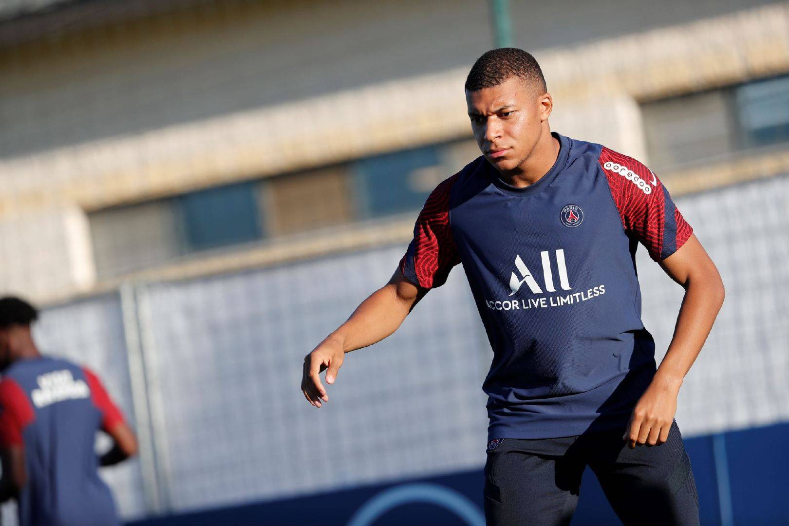 关于哈尔滨站稳脚跟,进军欧冠半决赛的信息 关于哈尔滨站稳脚跟,进军欧冠半决赛的信息