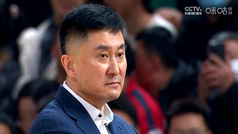 关于比赛前口水战频出，球员情绪受干扰如何应对的信息