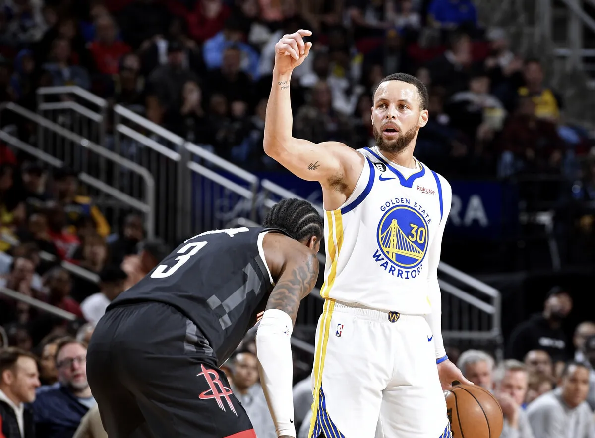 关于勇士主帅科尔确认库里将缺席下一场比赛，球队面临压力的信息