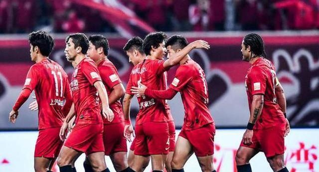 包含外援大放异彩，引领球队获胜的词条