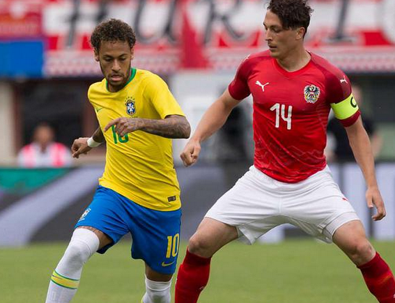 白俄罗斯新星破门得分，独领射手榜