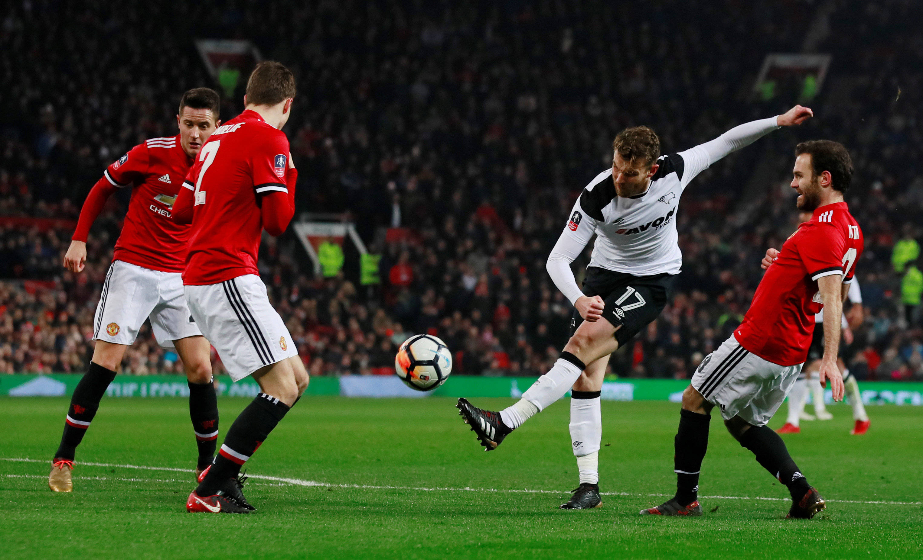 德国队碾压英格兰队,张本智和统治全场的简单介绍 德国队碾压英格兰队,张本智和统治全场的简单介绍