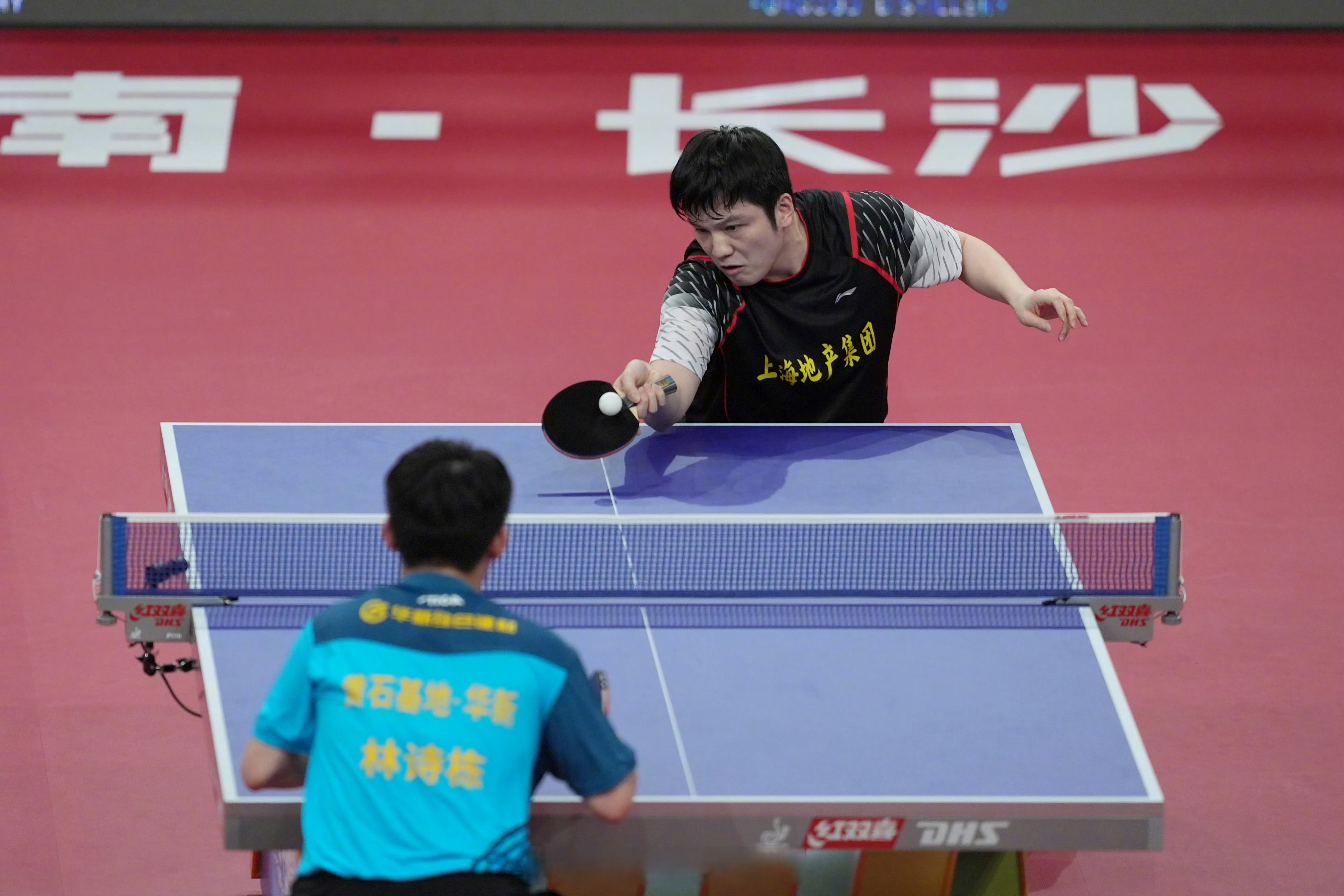 波兰队鏖战瑞典队,樊振东关键制胜 波兰队鏖战瑞典队,樊振东关键制胜