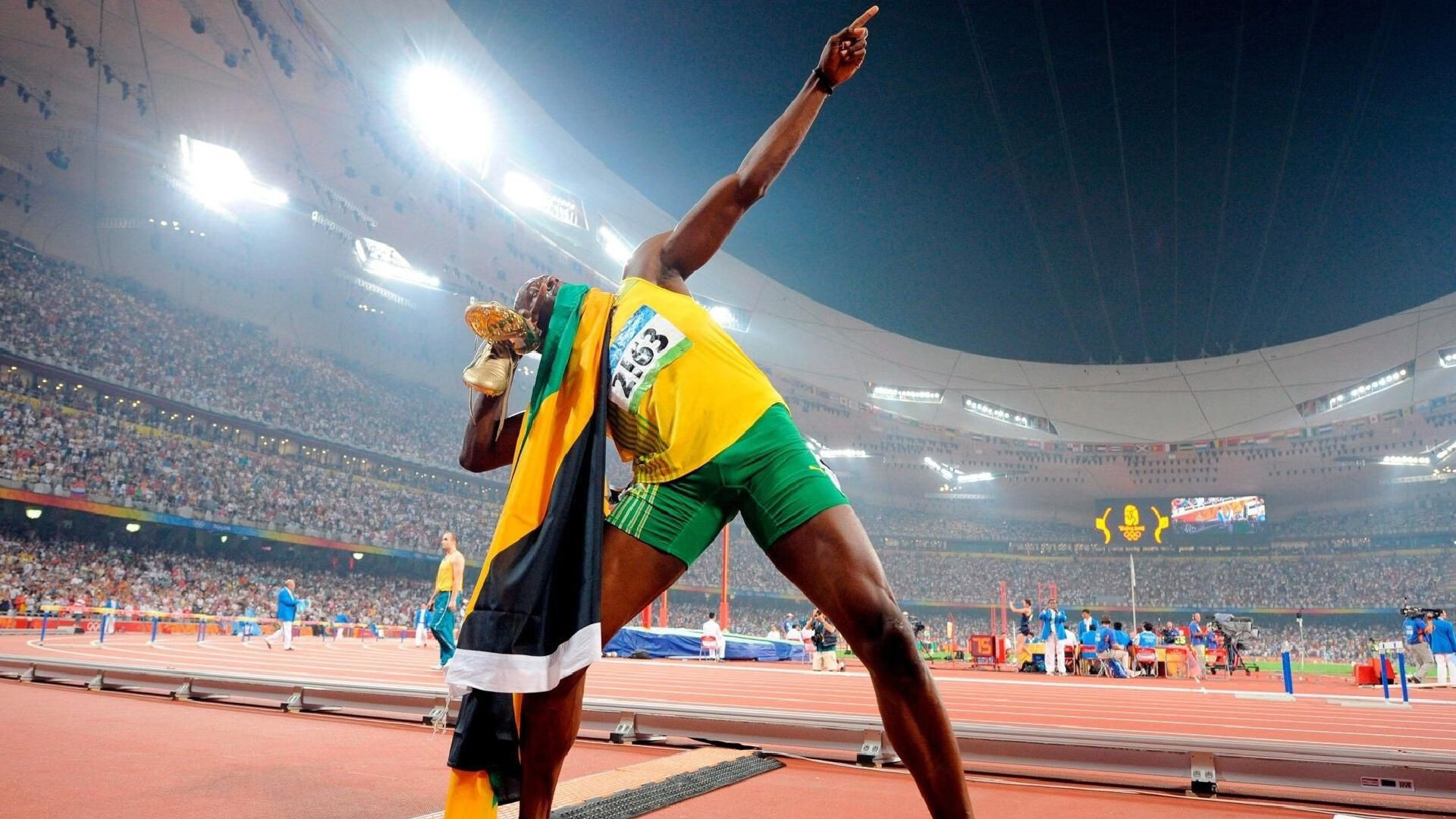 序曲与终章,德约科维奇用同一把火焰,点燃赛季的两极